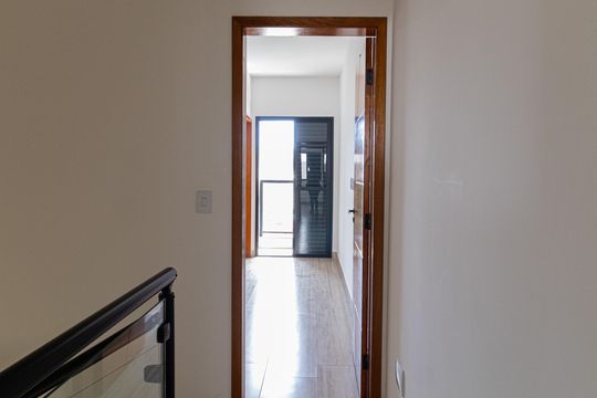 Corredor de casa à venda com 2 quartos, 110m² em Artur Alvim, São Paulo