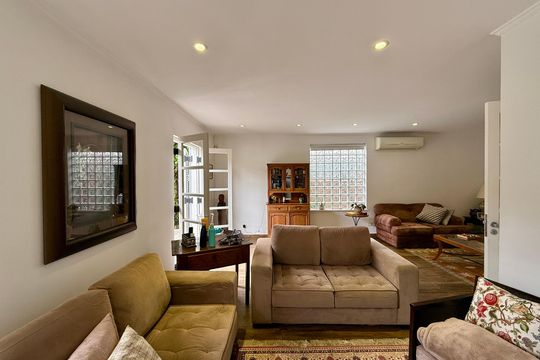 Sala de casa à venda com 3 quartos, 330m² em Brooklin, São Paulo