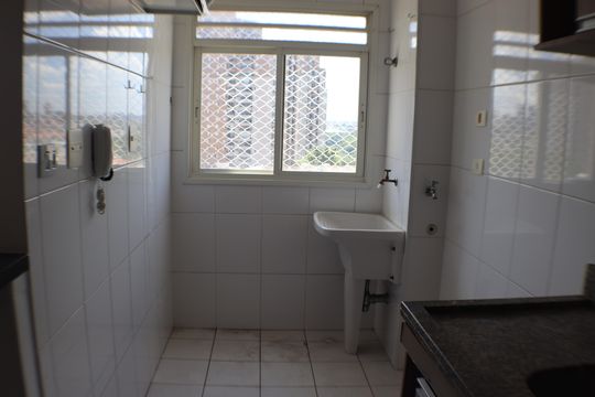 Área de Serviço de apartamento à venda com 2 quartos, 60m² em Jardim Tupanci, Barueri