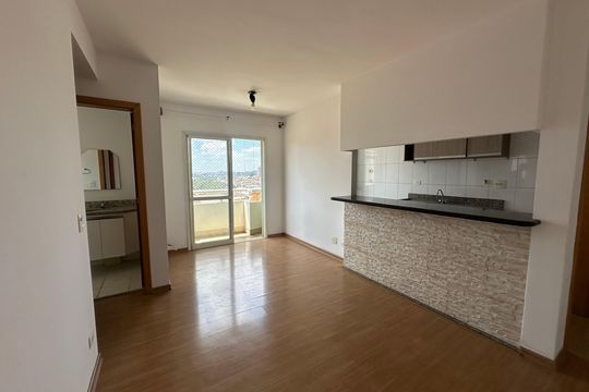 Apartamento à venda com 2 quartos, 60m² em Jardim Tupanci, Barueri