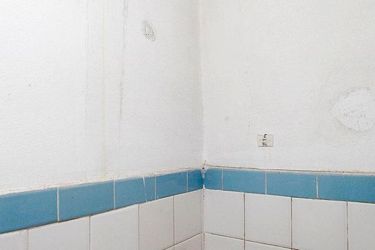 Banheiro de kitnet/studio à venda com 1 quarto, 38m² em Centro Histórico, Porto Alegre