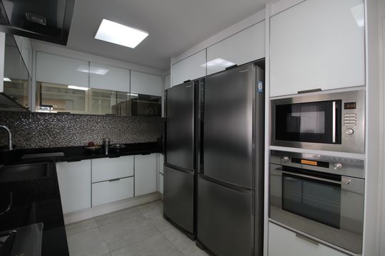 Cozinha de apartamento à venda com 4 quartos, 166m² em Barra Olímpica, Rio de Janeiro