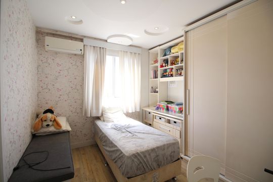 Quarto  de apartamento à venda com 4 quartos, 166m² em Barra Olímpica, Rio de Janeiro