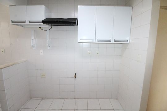Cozinha de apartamento para alugar com 3 quartos, 77m² em Parque Industrial, São José dos Campos