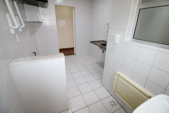 Área de Serviço de apartamento para alugar com 3 quartos, 77m² em Parque Industrial, São José dos Campos
