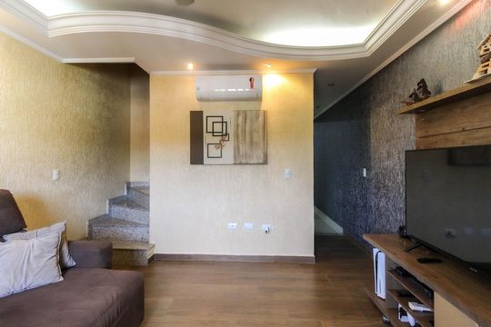 Sala de casa à venda com 3 quartos, 156m² em Vila Taquari, São Paulo