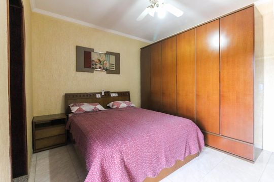 Quarto 1 - Suíte de casa à venda com 3 quartos, 156m² em Vila Taquari, São Paulo