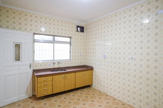 Cozinha casa 1 de casa à venda com 5 quartos, 562m² em Vila Palmares, Santo André