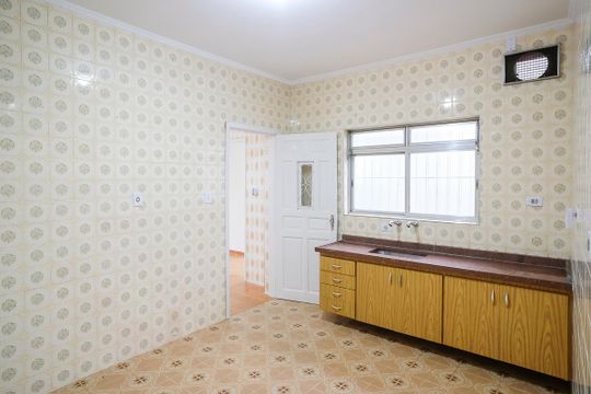 Cozinha casa 1 de casa à venda com 5 quartos, 562m² em Vila Palmares, Santo André