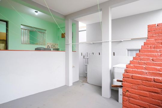 Quintal  de casa à venda com 5 quartos, 562m² em Vila Palmares, Santo André
