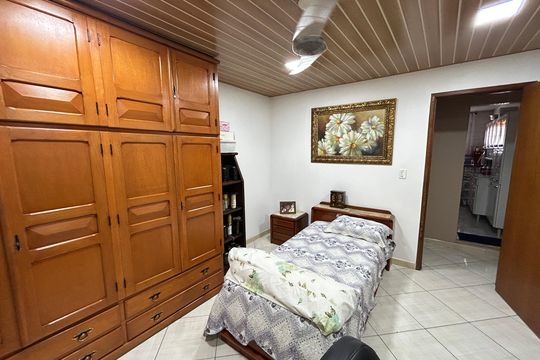 Quarto 2 casa 2 de casa à venda com 4 quartos, 250m² em Higienópolis, Rio de Janeiro