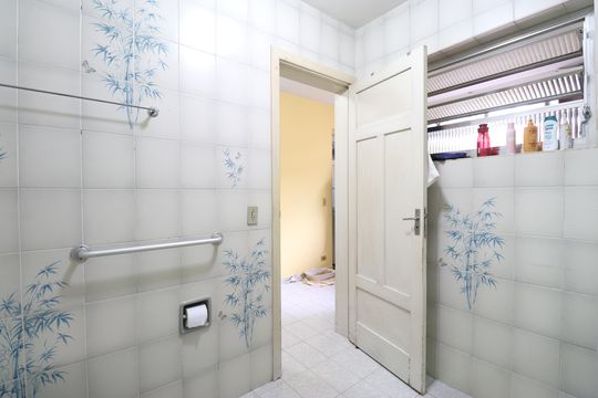 Banheiro da Suíte 1 de casa à venda com 5 quartos, 350m² em Pompeia, São Paulo