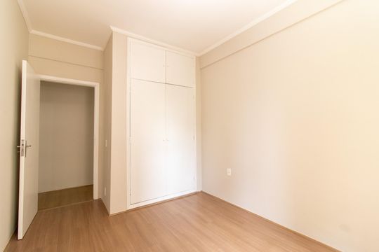 Quarto 1 de apartamento à venda com 3 quartos, 100m² em Cambuí, Campinas