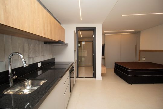 Cozinha de kitnet/studio para alugar com 1 quarto, 36m² em Alto de Pinheiros, São Paulo