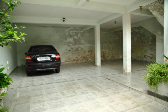 Garagem  de casa à venda com 3 quartos, 187m² em Jardim Palermo, São Bernardo do Campo