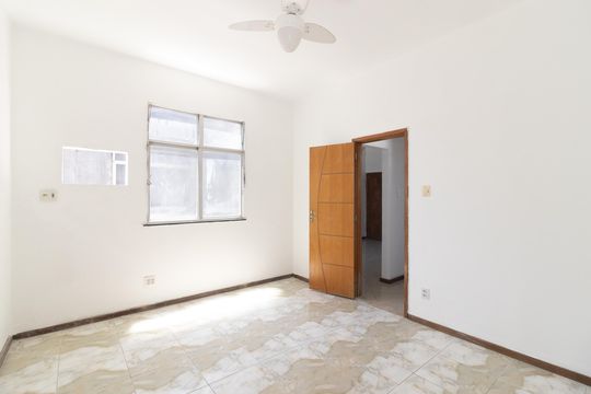 Quarto 1 de apartamento para alugar com 2 quartos, 57m² em Oswaldo Cruz, Rio de Janeiro