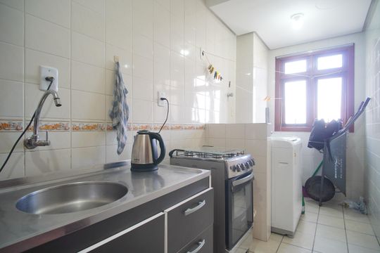 Cozinha de apartamento à venda com 1 quarto, 53m² em Centro, São Leopoldo