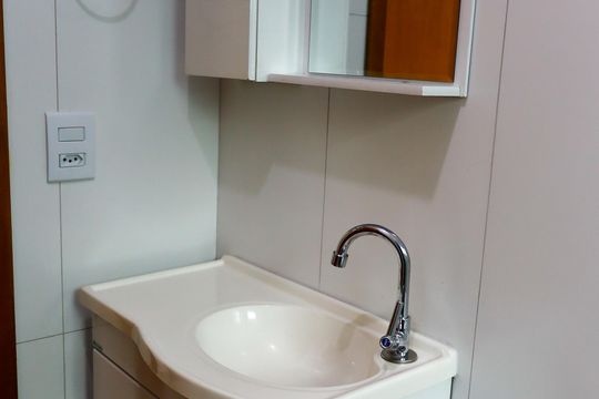 Banheiro de casa para alugar com 1 quarto, 70m² em Pestana, Osasco
