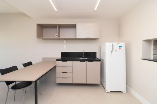 Cozinha de apartamento à venda com 1 quarto, 44m² em Cidade Baixa, Porto Alegre
