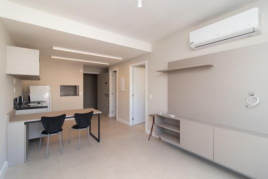 Sala de apartamento à venda com 1 quarto, 44m² em Cidade Baixa, Porto Alegre