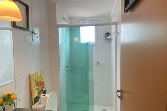 Banheiro de apartamento para alugar com 2 quartos, 56m² em Ipiranga, Goiânia