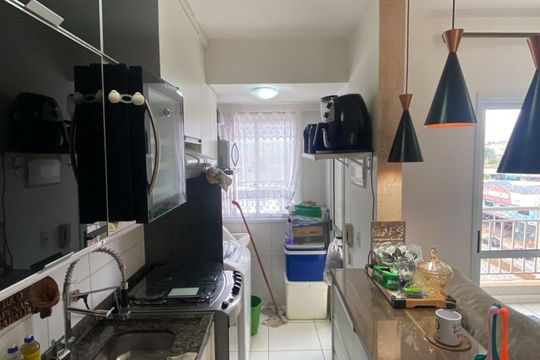 Cozinha de apartamento para alugar com 2 quartos, 56m² em Ipiranga, Goiânia
