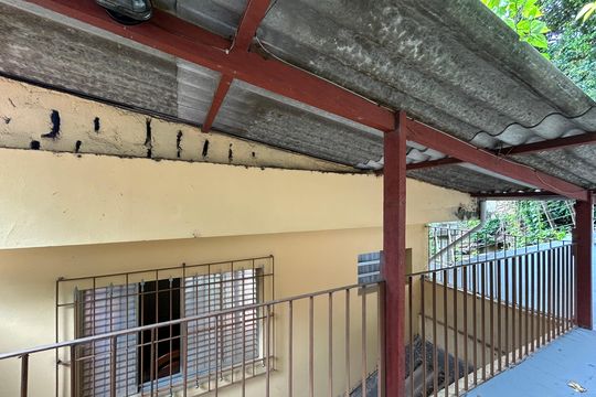 Área comum de casa para alugar com 4 quartos, 400m² em Vila dos Remedios, São Paulo