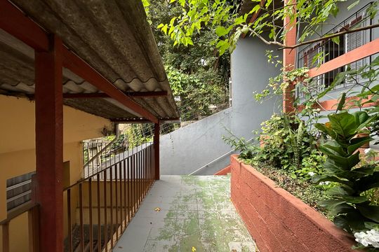 Área comum de casa para alugar com 4 quartos, 400m² em Vila dos Remedios, São Paulo