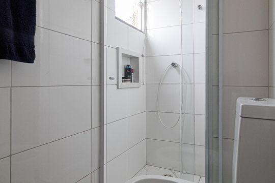 Banheiro Social de apartamento à venda com 2 quartos, 49m² em Cidade Líder, São Paulo