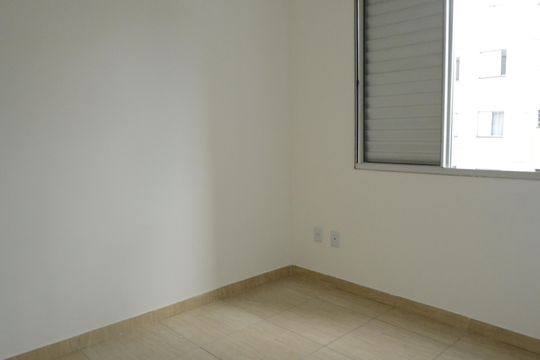 Apartamento para alugar com 2 quartos, 46m² em Vila Urupes, Suzano