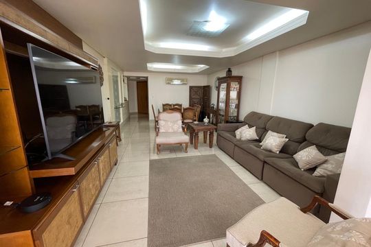 Apartamento à venda com 3 quartos, 153m² em Vila Nova, Novo Hamburgo