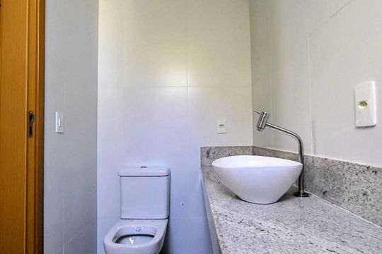 Apartamento à venda com 2 quartos, 45m² em Manacás, Belo Horizonte