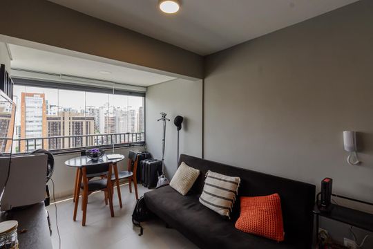 Sala de apartamento à venda com 2 quartos, 39m² em Moema, São Paulo