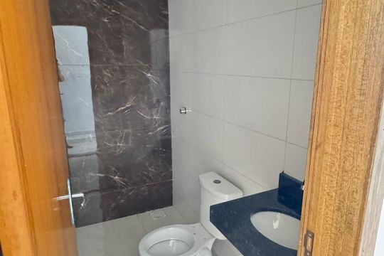 Banheiro  de casa para alugar com 2 quartos, 82m² em São Cristóvão, Salvador