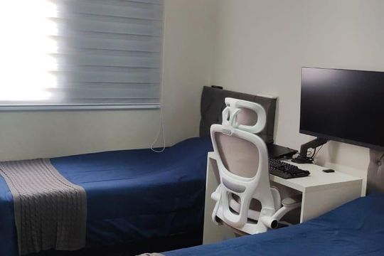 Quarto de apartamento à venda com 3 quartos, 220m² em Vila Andrade, São Paulo
