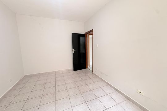 Quarto de casa à venda com 2 quartos, 120m² em Jardim Bizarro, Jundiaí