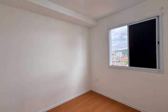 Quarto 1 de apartamento para alugar com 2 quartos, 28m² em Vila das Belezas, São Paulo