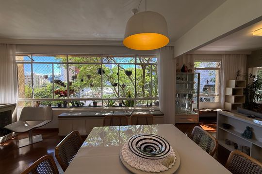 Apartamento à venda com 3 quartos, 135m² em Serra, Belo Horizonte