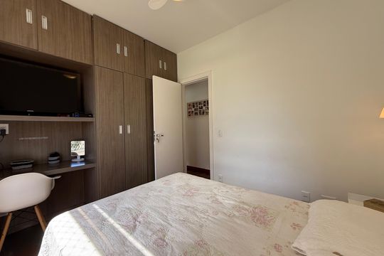 Apartamento à venda com 3 quartos, 135m² em Serra, Belo Horizonte