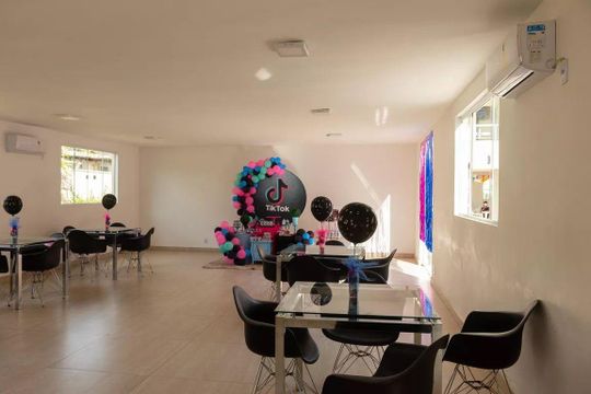 Área externa de apartamento para alugar com 2 quartos, 43m² em Campo Grande, Rio de Janeiro