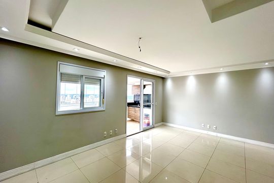 Apartamento à venda com 2 quartos, 83m² em Gopouva, Guarulhos