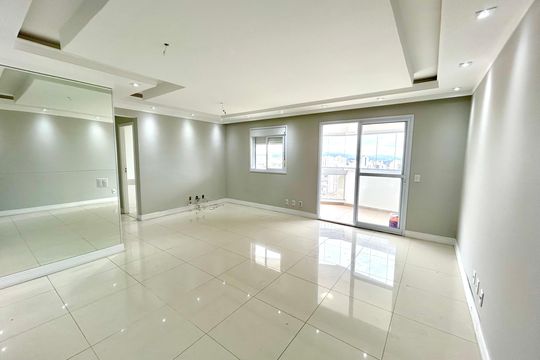 Apartamento à venda com 2 quartos, 83m² em Gopouva, Guarulhos