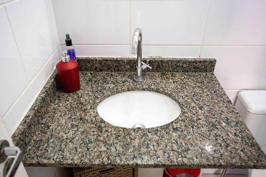 Banheiro Social de apartamento à venda com 2 quartos, 66m² em Centro, Diadema