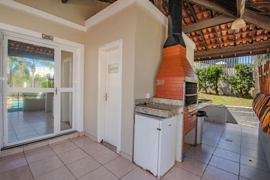 Área comum - Churrasqueira de apartamento para alugar com 2 quartos, 50m² em Passo das Pedras, Porto Alegre