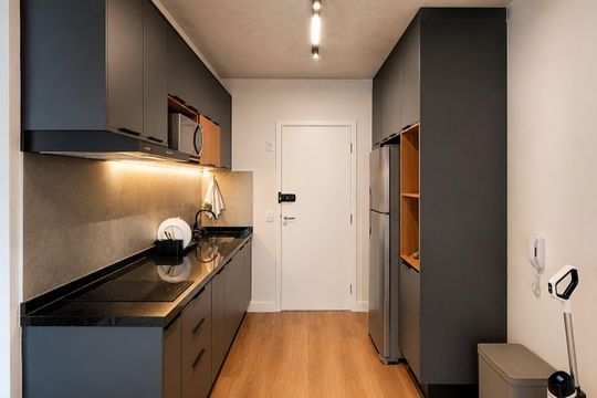 Cozinha de kitnet/studio à venda com 1 quarto, 34m² em Consolação, São Paulo