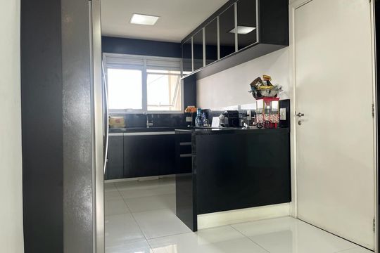 Apartamento à venda com 3 quartos, 210m² em Vila Olímpia, São Paulo