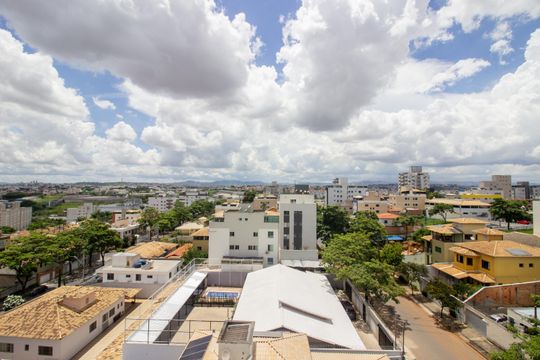 Vista da Varanda do Quarto 3 de apartamento à venda com 4 quartos, 183m² em Cabral, Contagem