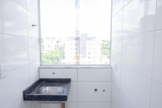 Cozinha e Área de Serviço de apartamento à venda com 4 quartos, 183m² em Cabral, Contagem