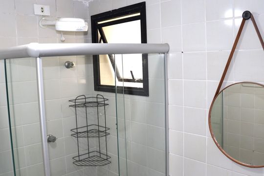 Banheiro de apartamento para alugar com 1 quarto, 28m² em Bela Vista, São Paulo