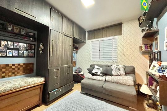 Quarto 2 de casa à venda com 7 quartos, 500m² em Americanópolis, São Paulo